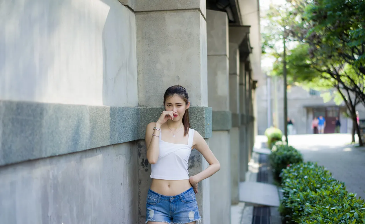 [Mzsock] NO.186 Jin Yunqiao’s midriff-revealing denim shorts cool and beautiful legs street photography#[47P]-24